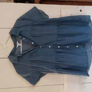 Denim short sleeve shirt